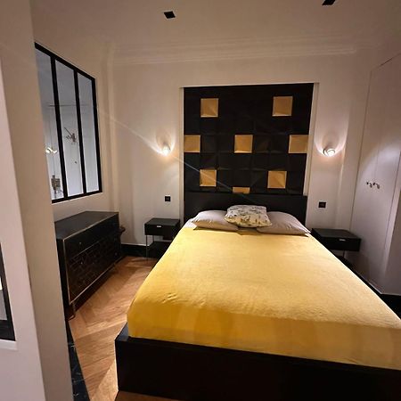 Appartement Cosy Sur Les Champs-Elysees Renoved Paris Eksteriør bilde